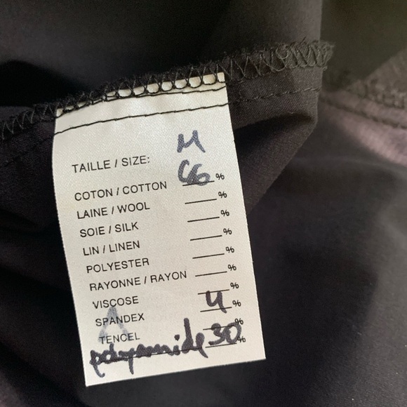 Veronique Miljkovitch short sleeve Top Medium, made in Canada - Picture 5 of 5